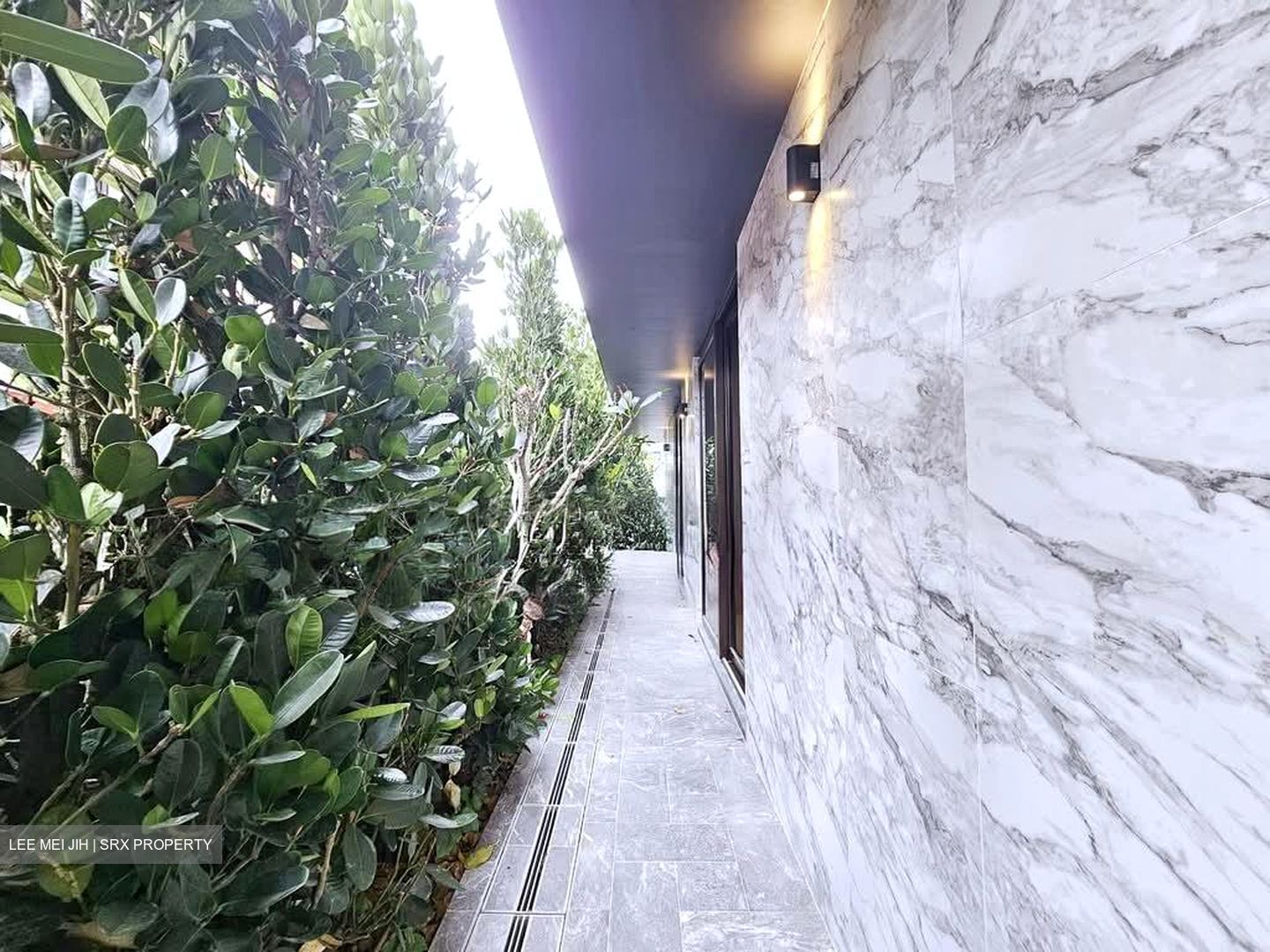 Shrewsbury Road (D11), Terrace #549536491